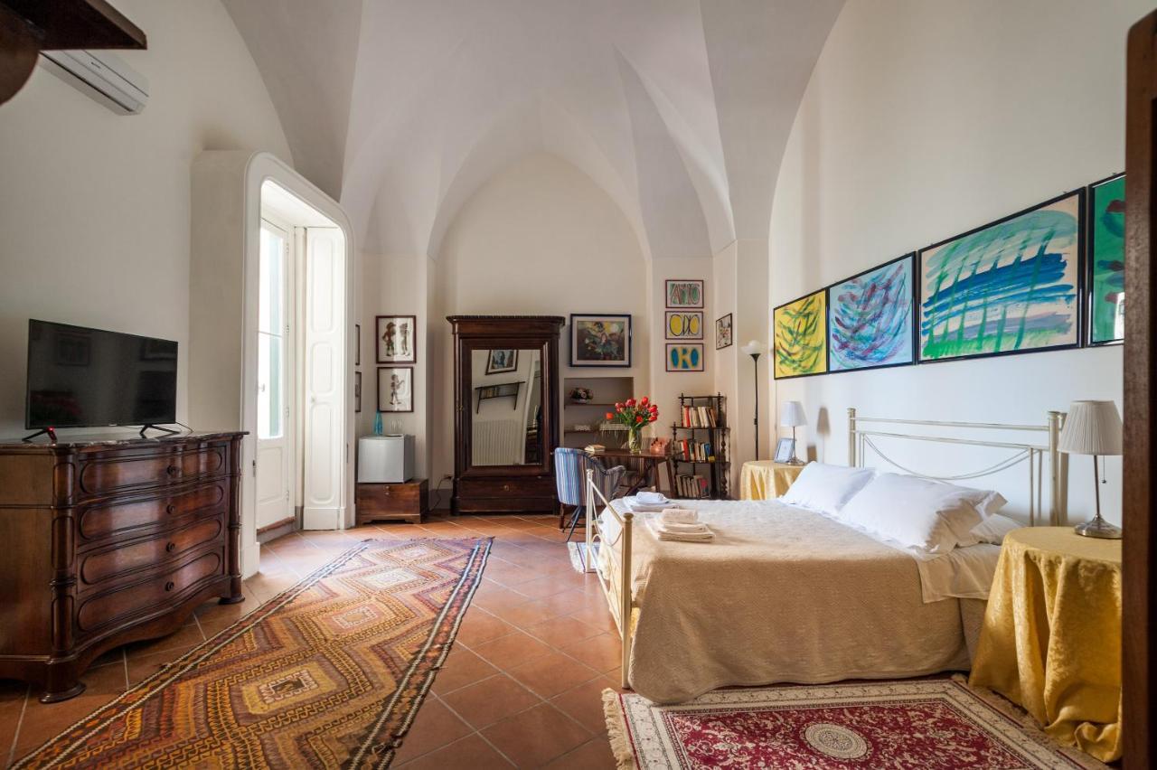 Palazzo Bernardini Suites Lecce Kültér fotó