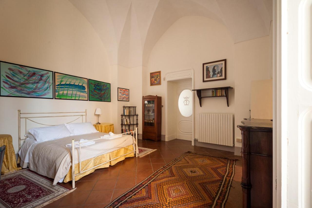 Palazzo Bernardini Suites Lecce Kültér fotó