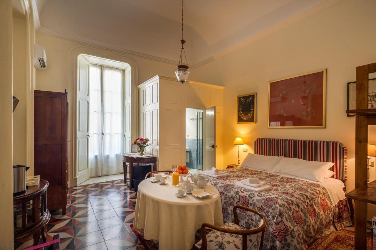 Palazzo Bernardini Suites Lecce Kültér fotó
