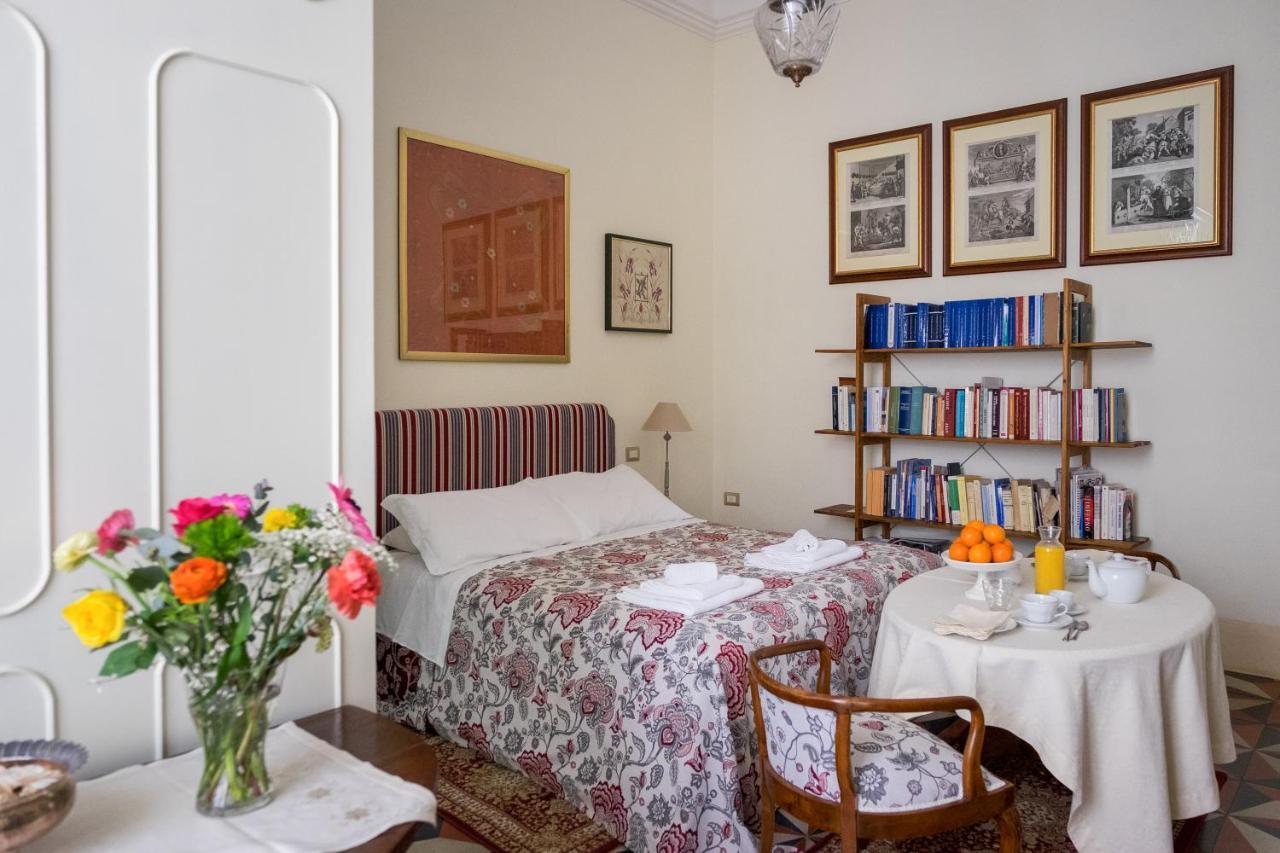 Palazzo Bernardini Suites Lecce Kültér fotó