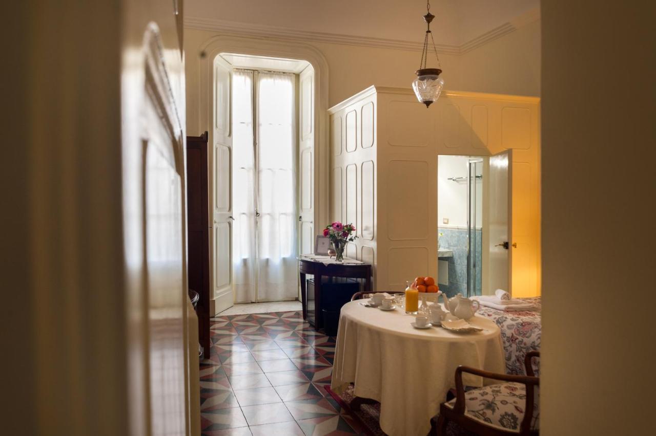 Palazzo Bernardini Suites Lecce Kültér fotó