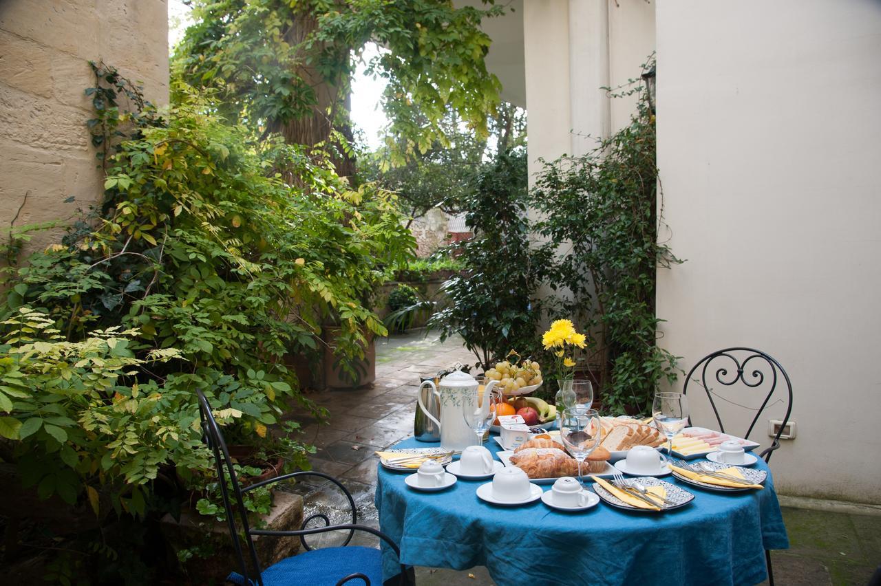Palazzo Bernardini Suites Lecce Kültér fotó