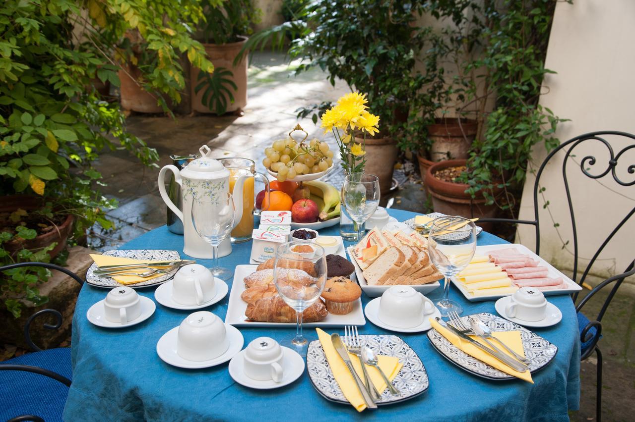 Palazzo Bernardini Suites Lecce Kültér fotó