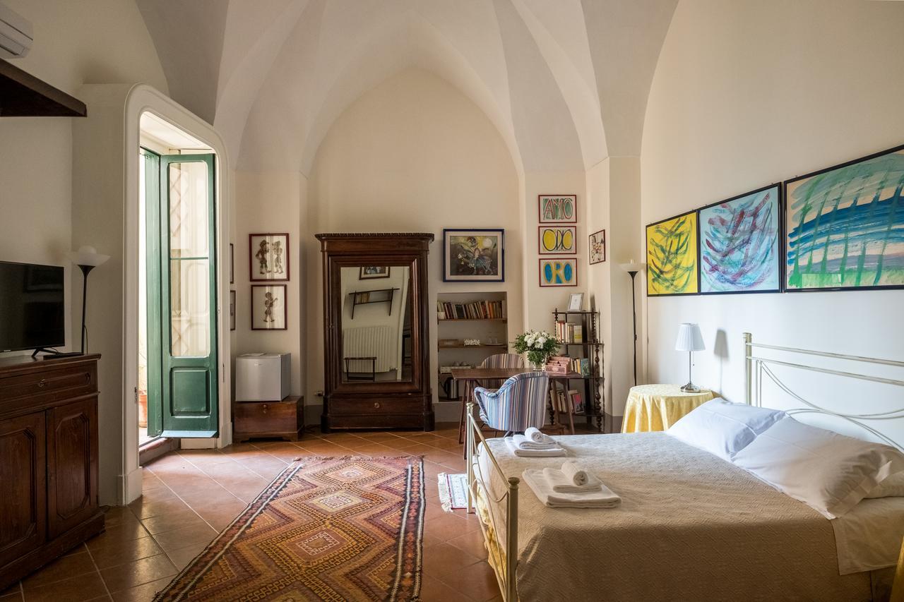 Palazzo Bernardini Suites Lecce Kültér fotó